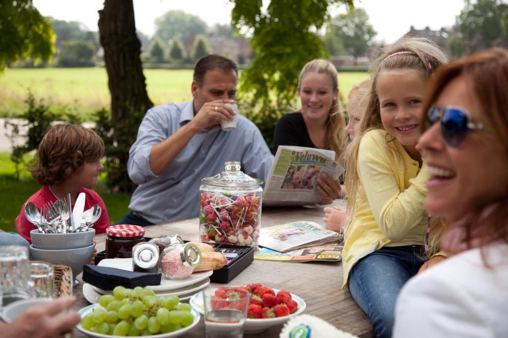 De Slaapfabriek Vakantiehuis En Trainingslocatie Teuge Exteriör bild